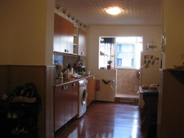 Crangasi - Apartament cu 4 camere - Pret | Preturi Crangasi - Apartament cu 4 camere