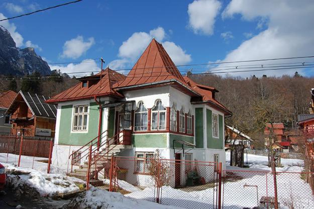 Casa la munte - Busteni - aproape de partia Kalinderu - Pret | Preturi Casa la munte - Busteni - aproape de partia Kalinderu
