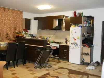 Apartament cu 3 camere in bloc nou, la etajul 2, pe strada Buna Ziua - Pret | Preturi Apartament cu 3 camere in bloc nou, la etajul 2, pe strada Buna Ziua