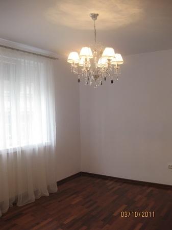 Inchiriez Apartament 3 camere Unirii 600euro - Pret | Preturi Inchiriez Apartament 3 camere Unirii 600euro