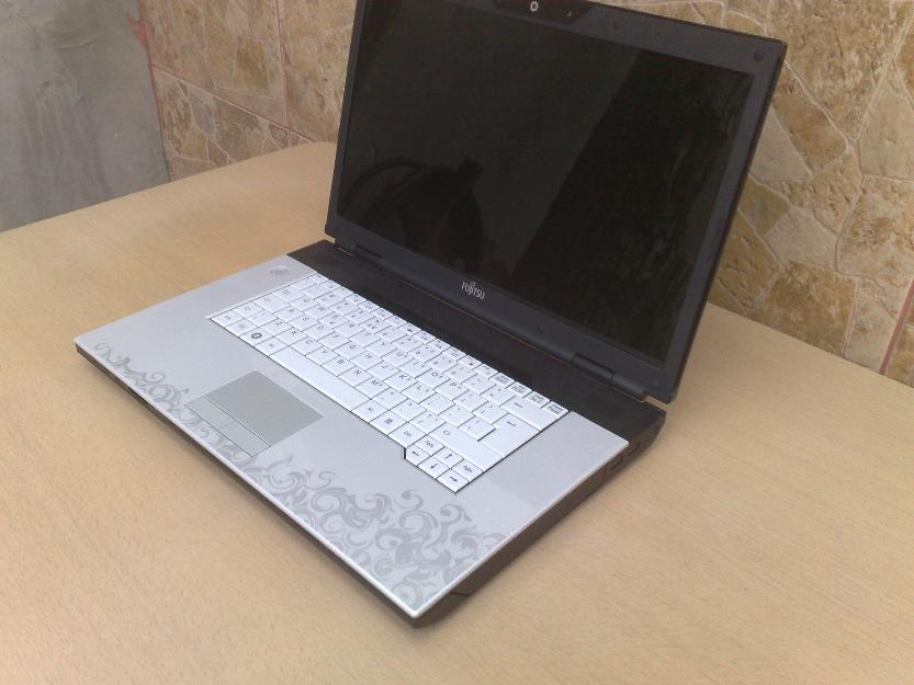 Laptop Fujitsu Siemens Amilo Pi3560 - Pret | Preturi Laptop Fujitsu Siemens Amilo Pi3560