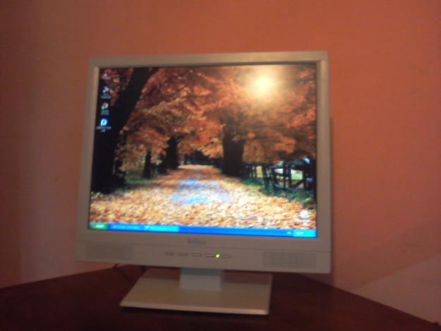 Vand Monitor LCD Belinea 15 