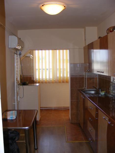 Vand apartament sau schimb cu Bacau 0746. 743. 378 - Pret | Preturi Vand apartament sau schimb cu Bacau 0746. 743. 378