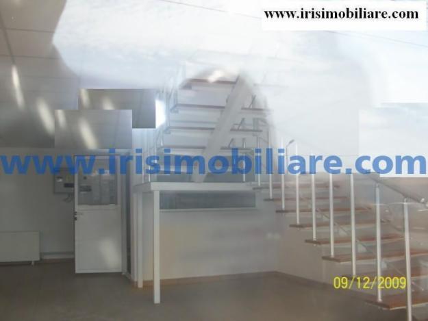 Inchiriere spatiu comercial - Pret | Preturi Inchiriere spatiu comercial