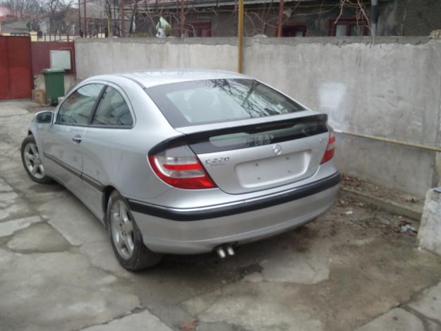 mercedes 220 c sportcupe 6500euro - Pret | Preturi mercedes 220 c sportcupe 6500euro