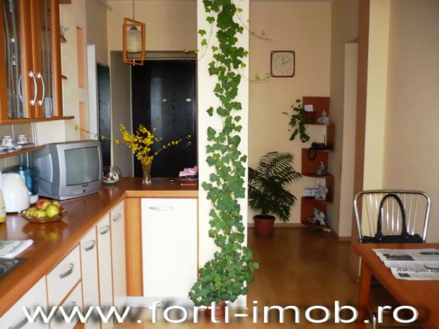 Apartament 2 camere de vanzare, Centrul Civic, Brasov - Pret | Preturi Apartament 2 camere de vanzare, Centrul Civic, Brasov