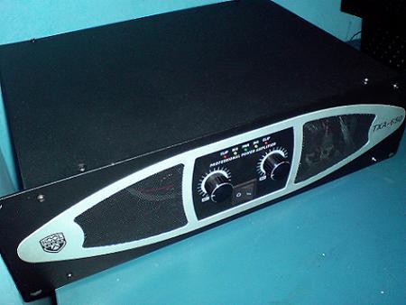 Vand amplificator profesional Kool Sound 2 X 380W, 4ohmi - Pret | Preturi Vand amplificator profesional Kool Sound 2 X 380W, 4ohmi