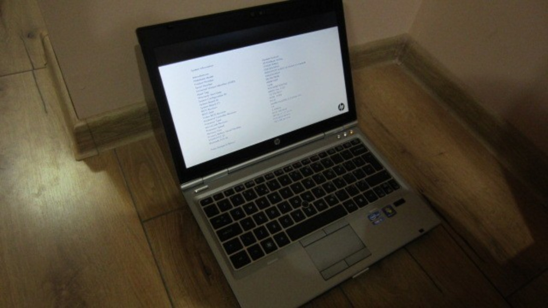 Laptop HP 2560P Argintiu, cu Procesor i5-2520M !!! - Pret | Preturi Laptop HP 2560P Argintiu, cu Procesor i5-2520M !!!