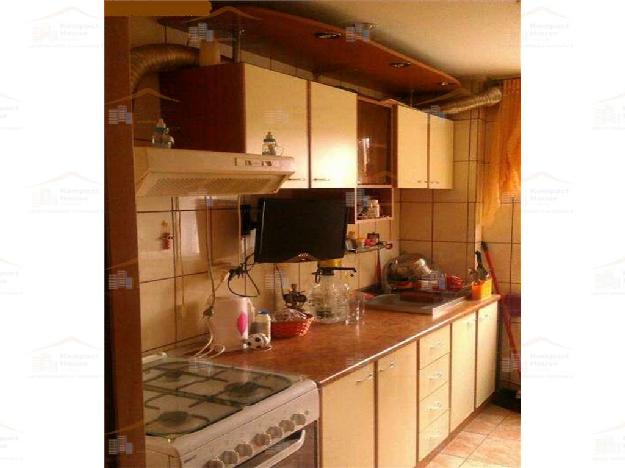 De vanzare apartament 4 camere semidecomandat, Apusului - Pret | Preturi De vanzare apartament 4 camere semidecomandat, Apusului