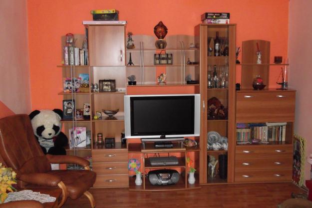 Vand apartament cu 4 camere - Pret | Preturi Vand apartament cu 4 camere