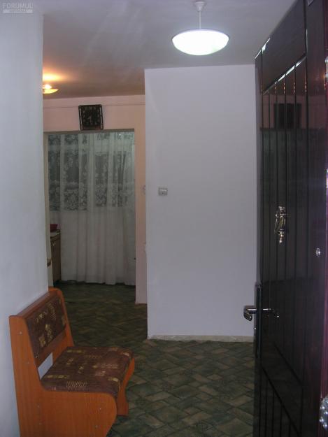 Apartament 3 camere - Pret | Preturi Apartament 3 camere