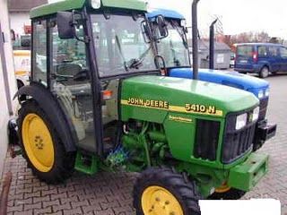 Tractor John Deere 2004 72CP 2.3t 25800 euro de vanzare aproape NOU vanzari tractoare - Pret | Preturi Tractor John Deere 2004 72CP 2.3t 25800 euro de vanzare aproape NOU vanzari tractoare