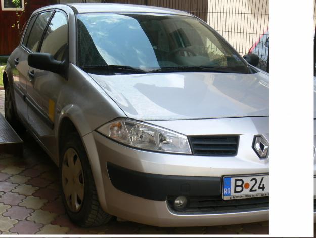 VAND  RENAULT MEGANE 2 HATCHBACK,EURO 3,DEC.2005,BENZINA,1.6/110CP, ARGINTIU,STARE F.BUNA - Pret | Preturi VAND  RENAULT MEGANE 2 HATCHBACK,EURO 3,DEC.2005,BENZINA,1.6/110CP, ARGINTIU,STARE F.BUNA