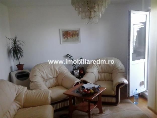 Imobiliare apartament 3 camere, 65mp in tatarasi - Pret | Preturi Imobiliare apartament 3 camere, 65mp in tatarasi