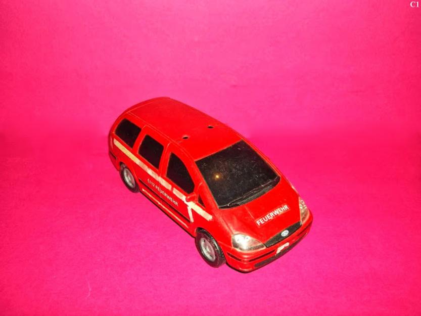 jucarii masinuta ford din plastic de la dickie - Pret | Preturi jucarii masinuta ford din plastic de la dickie