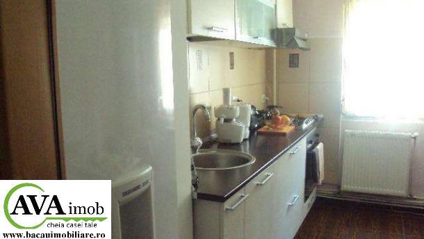 Apartament 3 camere decomandat Orizont - Pret | Preturi Apartament 3 camere decomandat Orizont