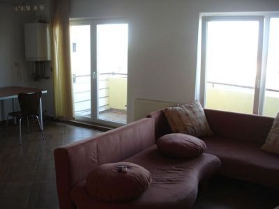 Ag. imob. inchiriez apartament 3 camere - Pret | Preturi Ag. imob. inchiriez apartament 3 camere