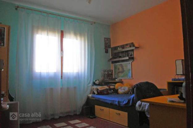 Apartament de vanzare 4 camere Gradinari Iasi - Pret | Preturi Apartament de vanzare 4 camere Gradinari Iasi