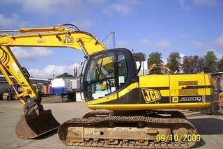 JCB JS 200 EXCAVATOR PE SENILE SECOND HAND DE VANZARE din 2003 5450ore 26.950 Euro - Pret | Preturi JCB JS 200 EXCAVATOR PE SENILE SECOND HAND DE VANZARE din 2003 5450ore 26.950 Euro