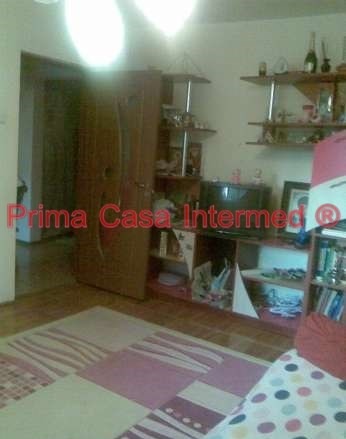 Apartament 3 camere, decomandat, 67mp, Poarta 6 - Pret | Preturi Apartament 3 camere, decomandat, 67mp, Poarta 6