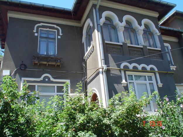 ofer spre inchiriere apartament in vila zona unirii - Pret | Preturi ofer spre inchiriere apartament in vila zona unirii