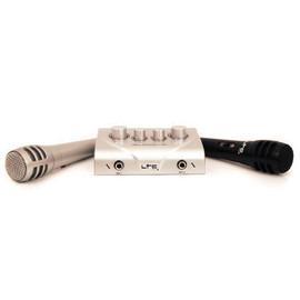 Karaoke mixer cu 2 microfoane,cablurile,echo etc. - Pret | Preturi Karaoke mixer cu 2 microfoane,cablurile,echo etc.