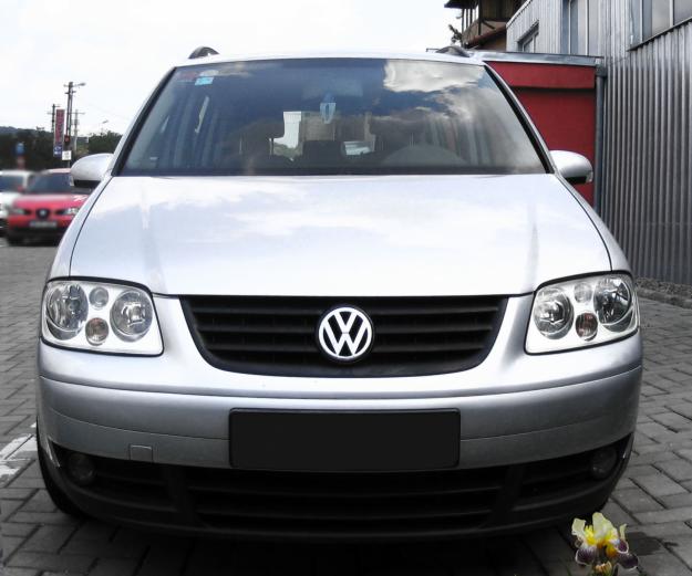 Vand VW Touran 1.6 benzină 10.500 euro - Pret | Preturi Vand VW Touran 1.6 benzină 10.500 euro