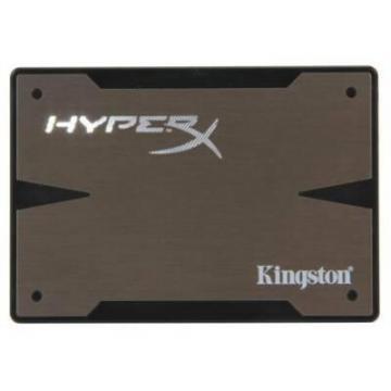 Kingston HyperX 3K 90GB SATA 3 2.5" MLC Upgrade Bundle Kit Retail (2.5" SSD, 2.5" USB Enclosure, 3.5" bracket and mounting screws, SATA data cable, Hard drive cloning software4 and installation guide, Multi-bit Screwdriver) - Pret | Preturi Kingston HyperX 3K 90GB SATA 3 2.5" MLC Upgrade Bundle Kit Retail (2.5" SSD, 2.5" USB Enclosure, 3.5" bracket and mounting screws, SATA data cable, Hard drive cloning software4 and installation guide, Multi-bit Screwdriver)