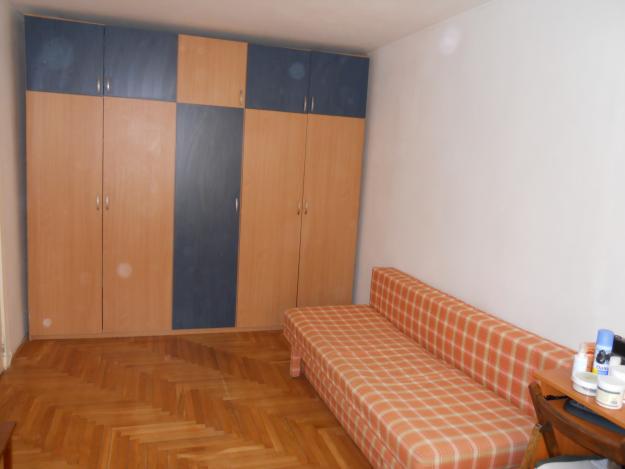 Particular vand Garsoniera 36 MP, 27500 Euro - Pret | Preturi Particular vand Garsoniera 36 MP, 27500 Euro