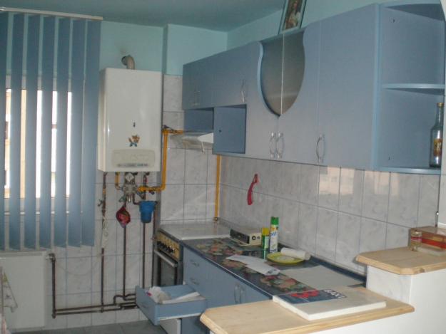 Vand apartament cu 2 camere - Pret | Preturi Vand apartament cu 2 camere