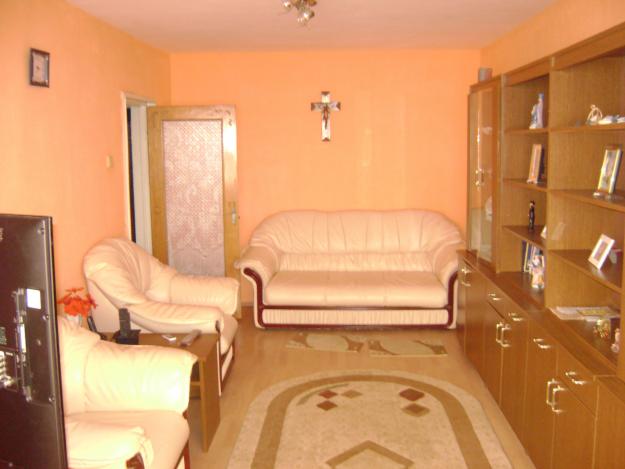 Apartamen 3 camere in Brasov,Racadau - Pret | Preturi Apartamen 3 camere in Brasov,Racadau