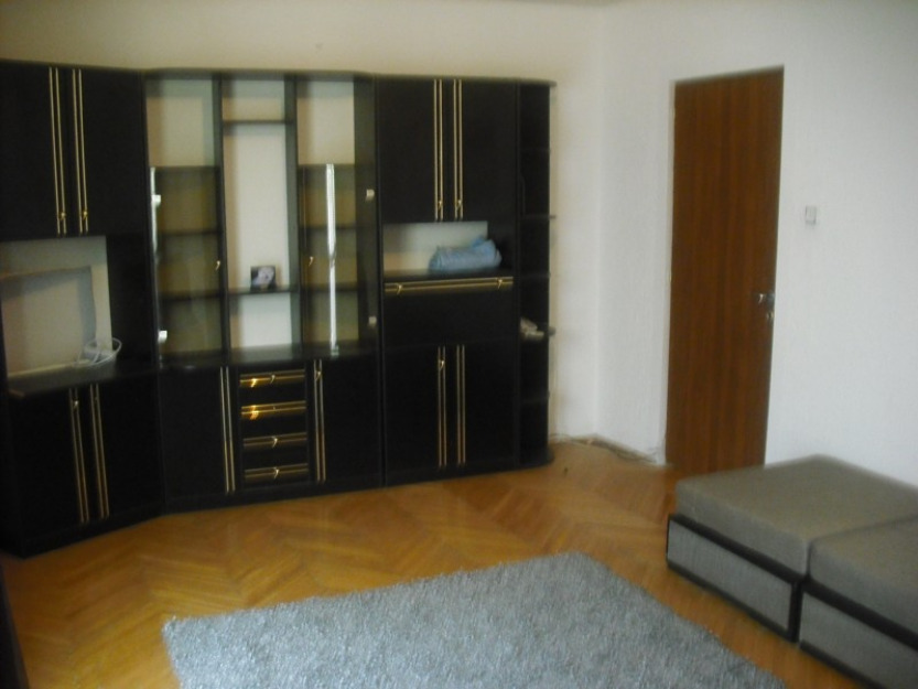 Apartament 3 camere decomandat Sibiu, 3 balcoane, et 2 - Valea Aurie - Pret | Preturi Apartament 3 camere decomandat Sibiu, 3 balcoane, et 2 - Valea Aurie