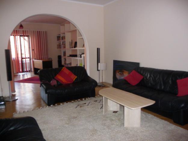 Apartament cu 3 camere - Cotroceni - Pret | Preturi Apartament cu 3 camere - Cotroceni