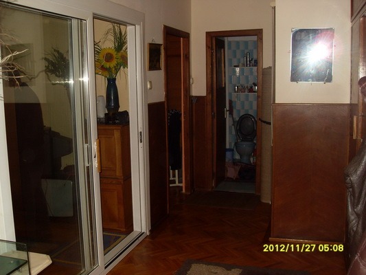 Apartament 3 camere in Targoviste - Pret | Preturi Apartament 3 camere in Targoviste