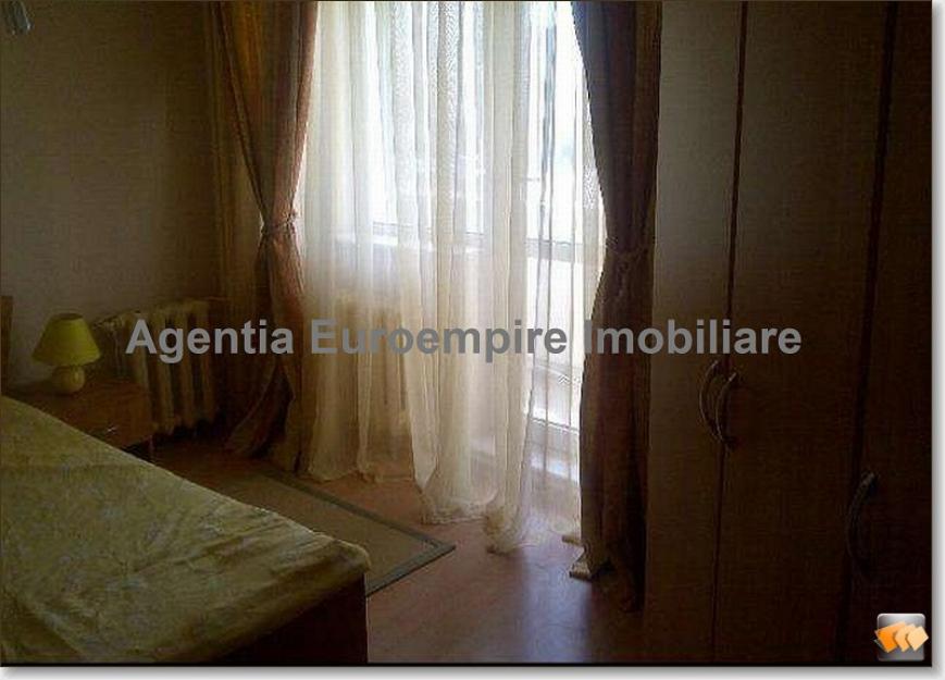 Inchiriez apartament 4 camere constanta - Pret | Preturi Inchiriez apartament 4 camere constanta