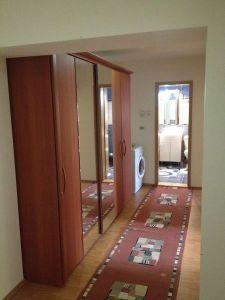 Apartament 3 camere pe strada Ion Mester, la etajul 4 - Pret | Preturi Apartament 3 camere pe strada Ion Mester, la etajul 4