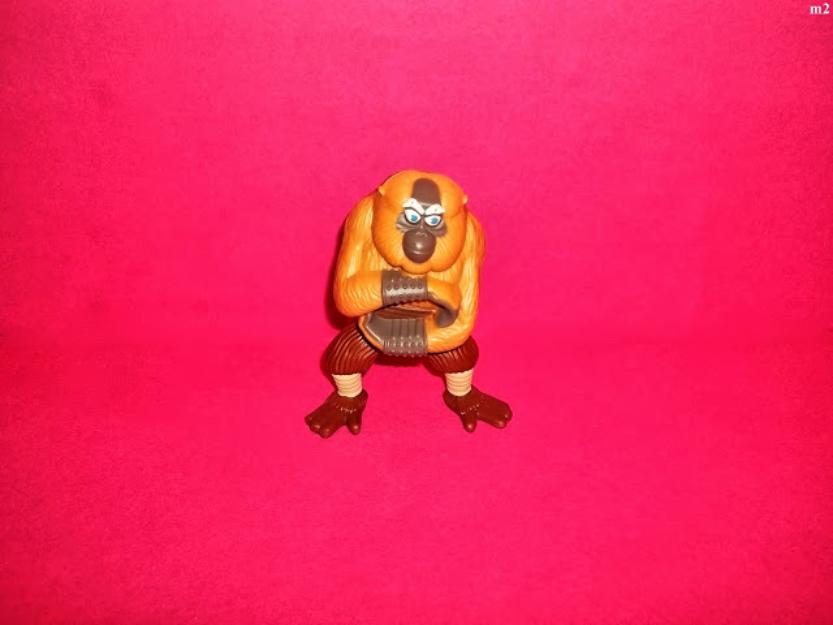 jucarii figurina personaj din desene animate maimuta ce sare din plastic de la mc donalds - Pret | Preturi jucarii figurina personaj din desene animate maimuta ce sare din plastic de la mc donalds