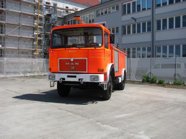 Autospeciala de pompieri MAN TLF 24/50-Budesti - Pret | Preturi Autospeciala de pompieri MAN TLF 24/50-Budesti