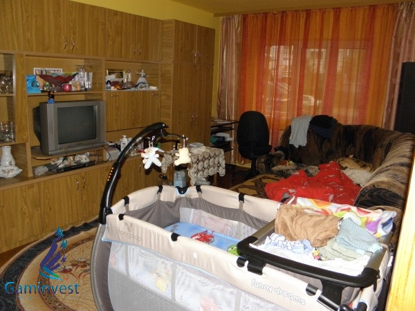 Vand apartament in Oradea , in zona Rogerius - Pret | Preturi Vand apartament in Oradea , in zona Rogerius