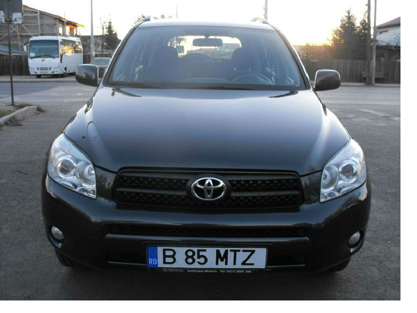 Vand toyota rav 4 an 2007 136 cai motor 2.2 d4d diesel 4x4 suw - Pret | Preturi Vand toyota rav 4 an 2007 136 cai motor 2.2 d4d diesel 4x4 suw