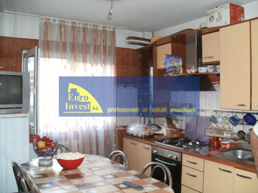 Apartament 3 camere Vitan Mall - Pret | Preturi Apartament 3 camere Vitan Mall