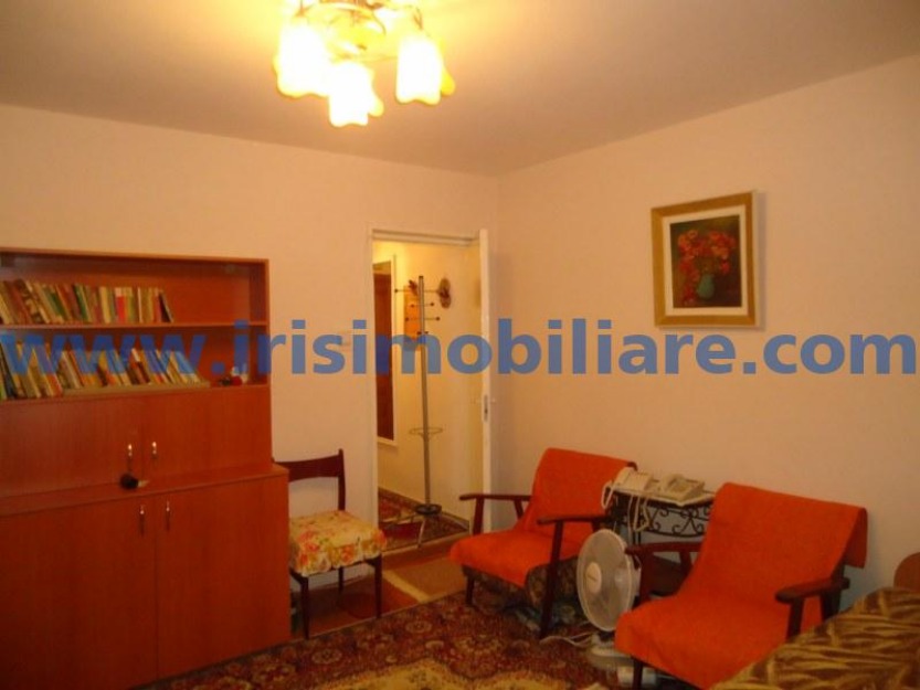 Vanzare 2 camere - Pret | Preturi Vanzare 2 camere