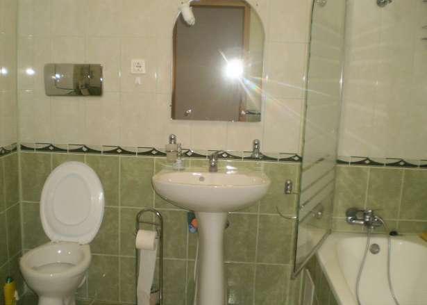 Inchiriez apartament 3 camere str.Soveja - Pret | Preturi Inchiriez apartament 3 camere str.Soveja