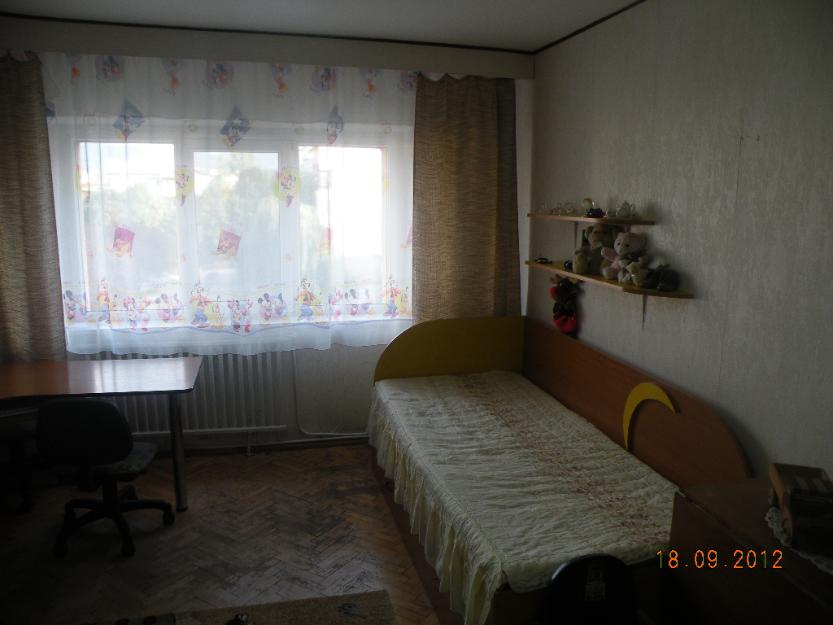 Apartament 3 camere in dumbrava Nord - Pret | Preturi Apartament 3 camere in dumbrava Nord