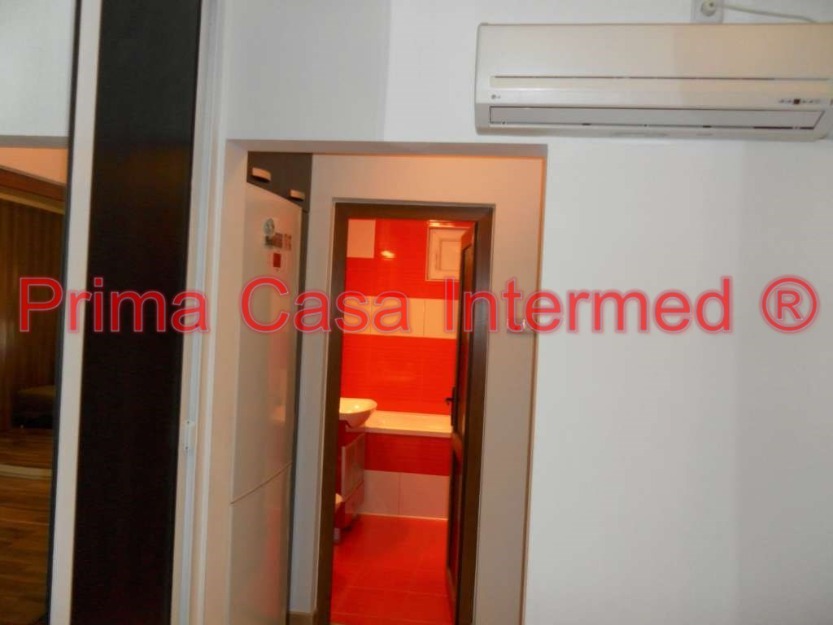 Apartament 2 camere, dec, cf 0, imbunatatiri de actualitate, Inel 2 - Pret | Preturi Apartament 2 camere, dec, cf 0, imbunatatiri de actualitate, Inel 2