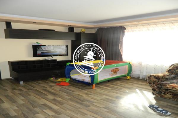 Apartament 3 camere de vanzare Iasi Podu Ros Cantemir - Pret | Preturi Apartament 3 camere de vanzare Iasi Podu Ros Cantemir