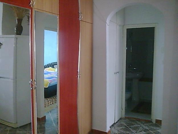 Vand apartament 2 camere 25.000euro/neg - Pret | Preturi Vand apartament 2 camere 25.000euro/neg