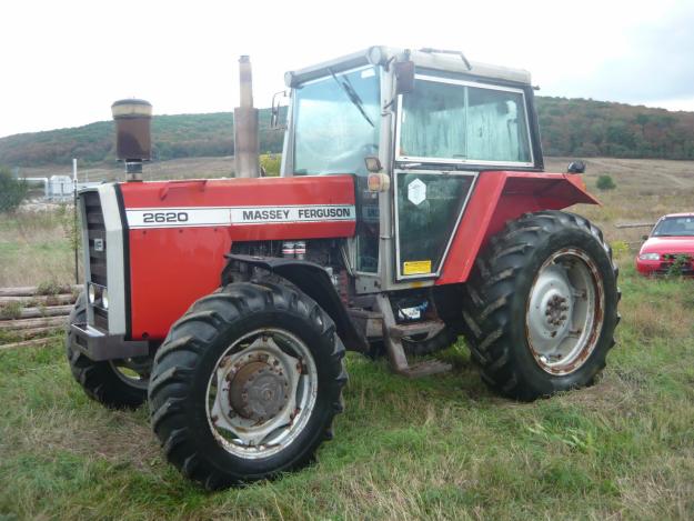 VAND urgent tractor masse ferguson 2060 NE3GOCIABIL - Pret | Preturi VAND urgent tractor masse ferguson 2060 NE3GOCIABIL