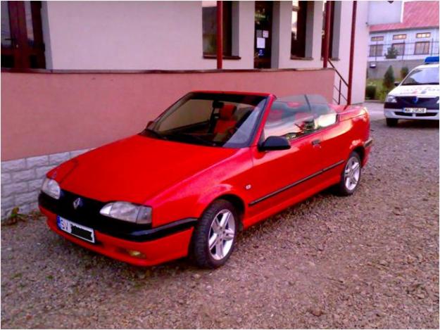 URGENT!!!VAND RENAULT R19 DECAPOTABIL---INMATRICULAT, 2000 EURO,OKAZIE! - Pret | Preturi URGENT!!!VAND RENAULT R19 DECAPOTABIL---INMATRICULAT, 2000 EURO,OKAZIE!