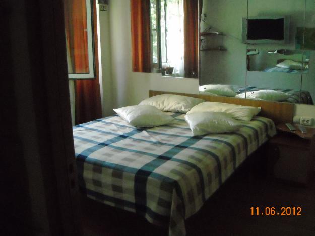 inchiriez apartament doua camere - Pret | Preturi inchiriez apartament doua camere